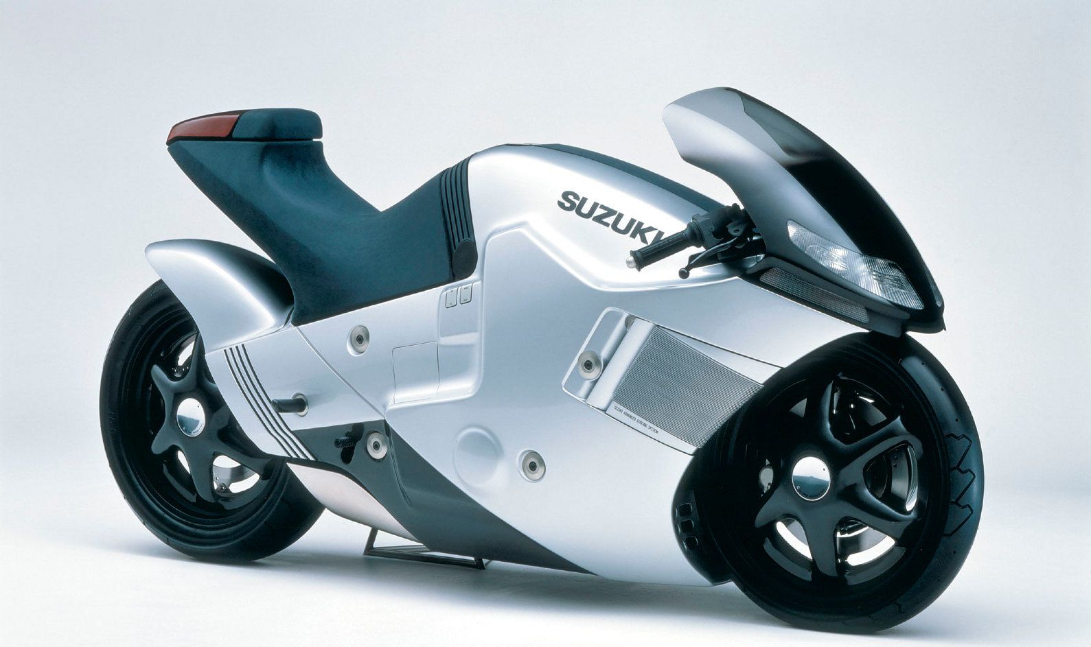 1987-suzuki-nuda-com.jpg