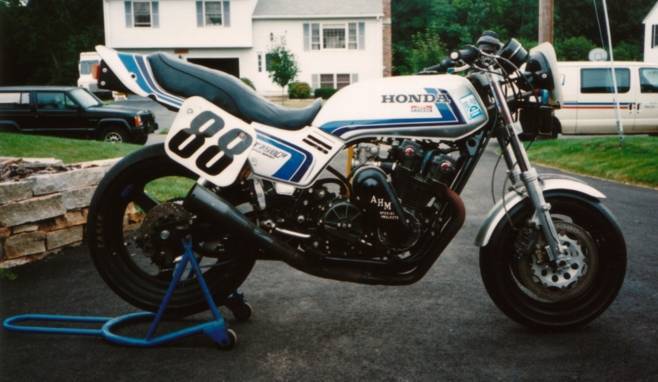 88CB900racer.jpg